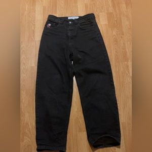 BIG BOYS JEANS SIZE SMALL